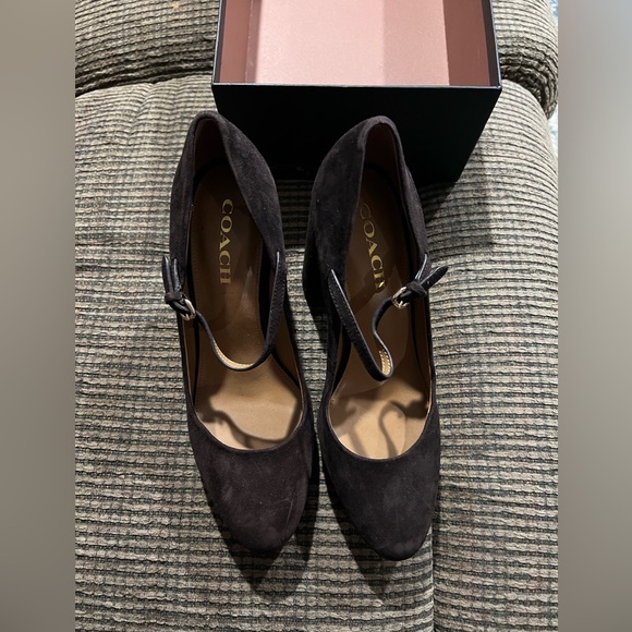 Coach Brown suede platform heels - Picture 2 of 5